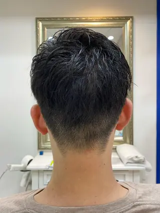 メンズ ⭐️透明感カラー/ パーマ⭐️宮野翔のヘアスタイル