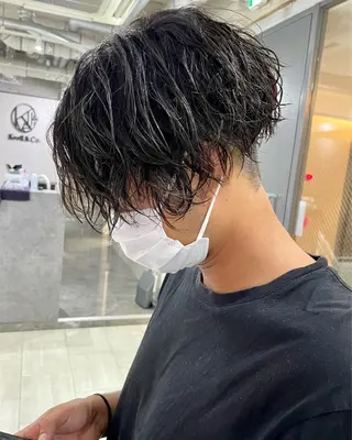 パーマ メンズ Kvell&Co.所属・ハイトーン カラーのヘアスタイル