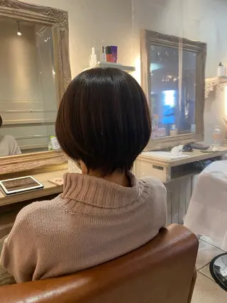 ショート amie by afloat(エイミーバイアフロート)所属・井上 日菜乃のヘアスタイル