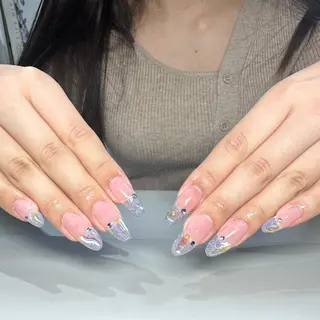 ネイル エ ン🐰🐰のネイルデザイン