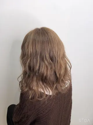 ミディアム カラー ブリーチカラー✨ 駒場 笙のヘアスタイル