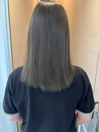 カラー レイヤー／ショート 似合わせ🥇のヘアスタイル