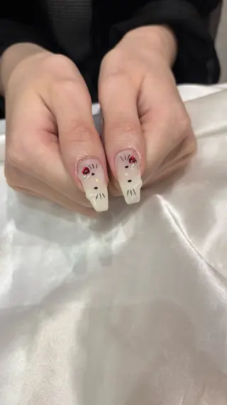 ネイル GO TODAY SHAiRE SALON 表参道colore店所属・emmi nailのネイルデザイン