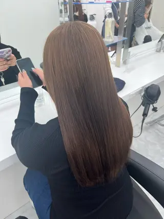 セミロング カラー 艶髪ハイトーン🫧 Kurehaのヘアスタイル