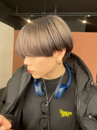 カラー メンズ SERINA/ウルフ 、デザインカラーのヘアスタイル