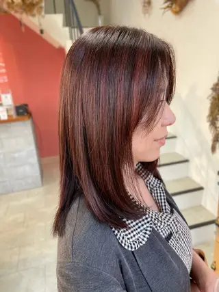 セミロング カラー noa.所属・🎨カラー専門家🎨 チャーリーのヘアスタイル