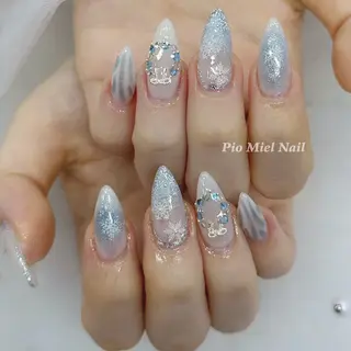 ネイル Pio Mielのネイルデザイン