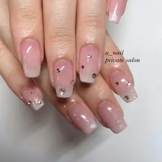 ネイル 菅 恵奈のネイルデザイン