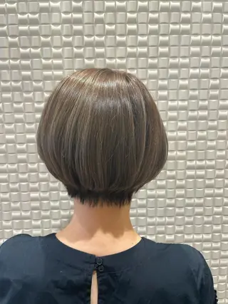 ショート カラー シャドールーツ美容師 篠原康太のヘアスタイル