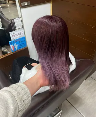 セミロング カラー ヘアアレンジ HAIRSALONLOOP所属・川上 麻梨阿のヘアスタイル