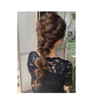 ロング ヘアアレンジ あらい なつみのヘアスタイル