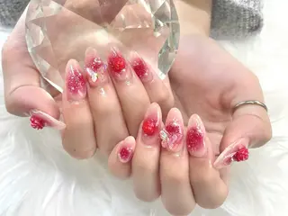 ネイル e-up by boss所属・e-up nail Arisaのネイルデザイン
