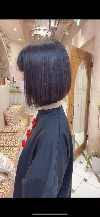 ミディアム パーマ ツヤ髪になりたい方へ 🩷柴田知亜希のヘアスタイル