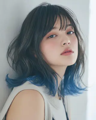 カラー 上田 桃子のヘアスタイル