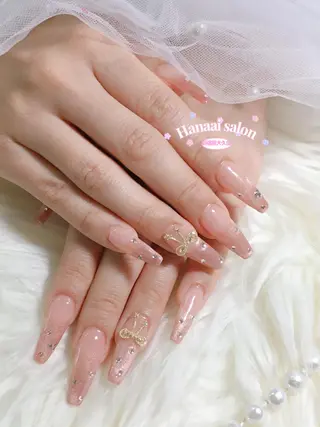 セミロング 長谷川 妃菜のネイルデザイン