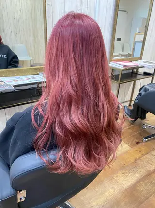 ロング 【.ico】心斎橋 飛田ゆうきのヘアスタイル