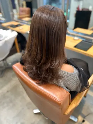 セミロング カラー 🎀たな 🧸のヘアスタイル