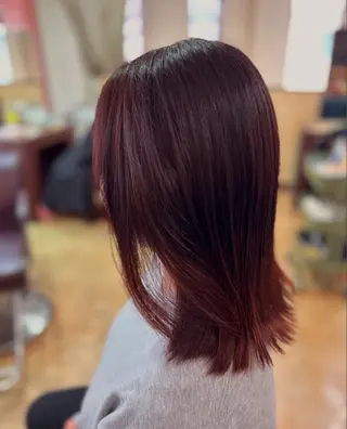 ミディアム 馬越 優のヘアスタイル
