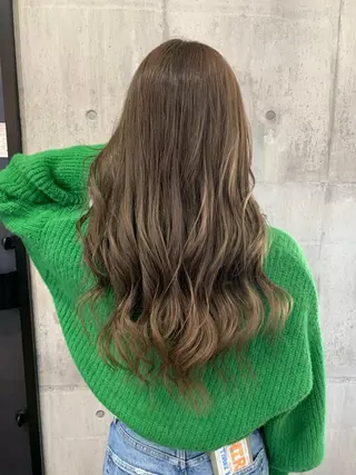 ロング Welila by haku所属・Yuuki ウェリラバイハクのヘアスタイル