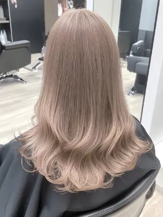 ロング カラー たつや/ハイトーン/ バレイヤージュ/寒色のヘアスタイル