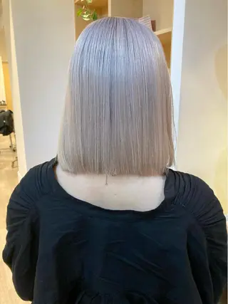 ミディアム カラー ネイル ポミエ恵比寿所属・🤎口コミ5.0 カラー好評🤎KENのヘアスタイル