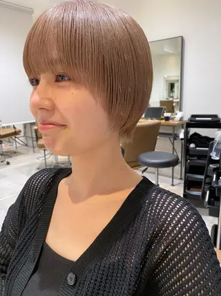 ショート カラー 顔まわりカラー特化 赤津百合絵のヘアスタイル