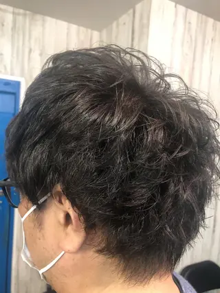 ミディアム カラー パーマ メンズ メンズパーマ/ボブ/ レイヤー店長えのもとのヘアスタイル