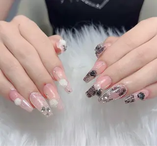 ネイル Lenie Nail Okuboのネイルデザイン