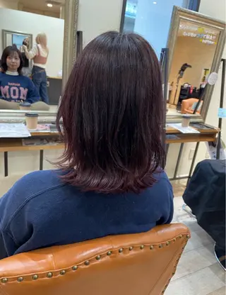 ショート カラー 松尾 遥花のヘアスタイル