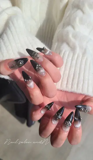 ネイル and Nのネイルデザイン