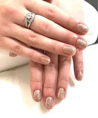 ネイル EMINAL恵比寿 サラのネイルデザイン