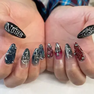 ネイル 💎🐰 saki. m 🐰💎のネイルデザイン