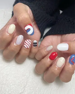 ショート ネイル 山崎 怜のネイルデザイン