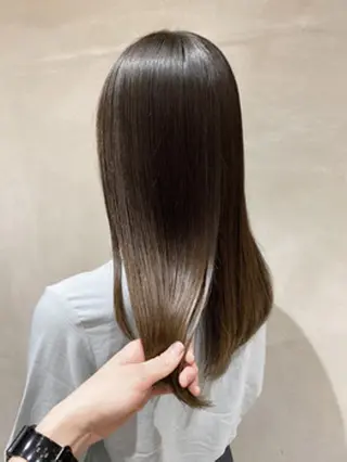 ロング 髪質改善、縮毛矯正 酸性縮毛矯正のヘアスタイル