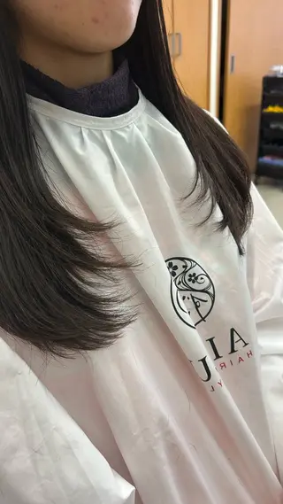 セミロング ❄️艶カラー/レイヤ ー/ボブ/mao❄️のヘアスタイル