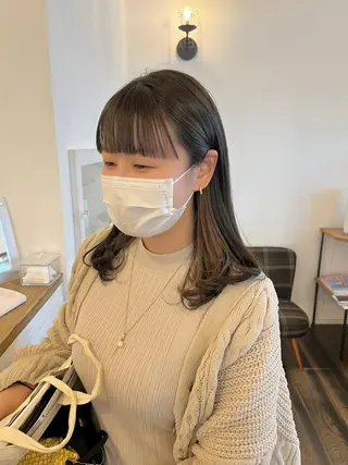 セミロング カラー 伊藤ゆかり/髪質改善 /透明感カラーのヘアスタイル