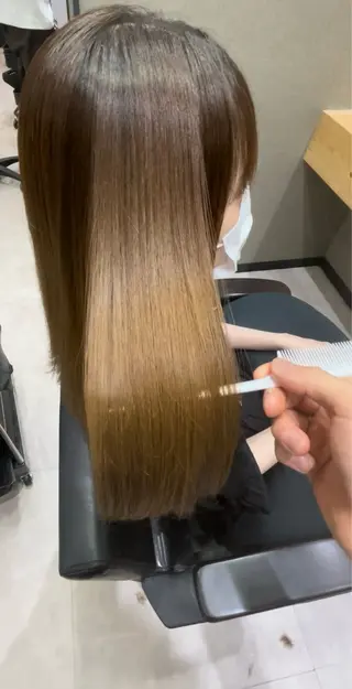 セミロング 縮毛矯正 平賀　凌のヘアスタイル