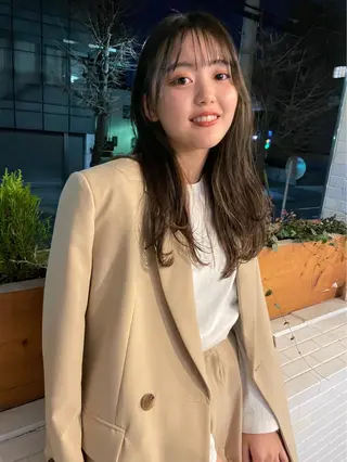 ロング COMILE 🌼 SUZUKAのヘアスタイル