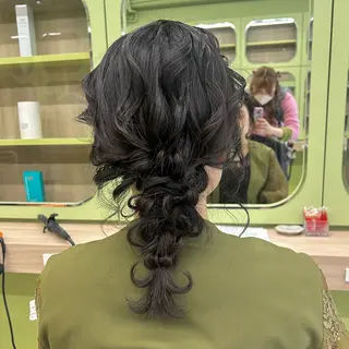 ミディアム ヘアアレンジ ブリーチなしベージュ /ヘアセット/ミユのヘアスタイル