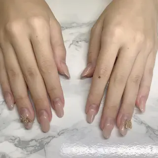 ネイル はな💎ネイル ワンホン、長さ出しのネイルデザイン