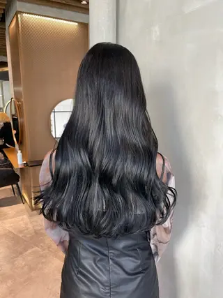 ロング カラー 新宿/新宿三丁目 yuinaのヘアスタイル