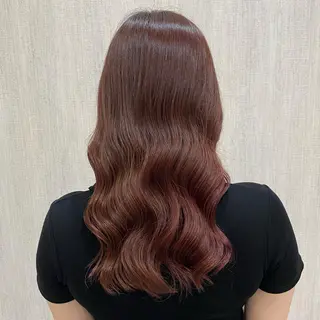 セミロング カラー 🫧透け感⋆艶髪💎 山口アヤカのヘアスタイル