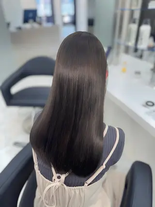カラー noa🫧ナチュラル 艶感🏹グレージュのヘアスタイル