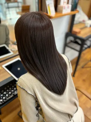 ロング カラー カネコ ナナミのヘアスタイル