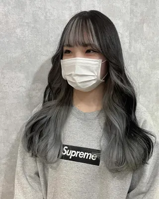 セミロング 🌐NATSUMI 🌐【寒色カラー】のヘアスタイル