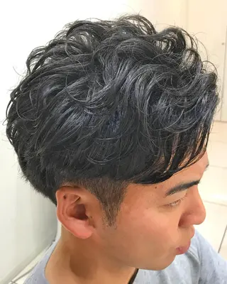 ショート パーマ メンズ 髪質改善/レイヤー/ 小顔/デザインのヘアスタイル