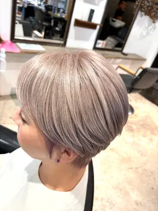 ショート カラー ギャルの革命児 秀斗のヘアスタイル