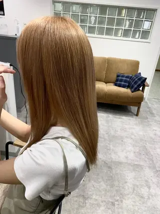 セミロング ヨシミ カズヤのヘアスタイル