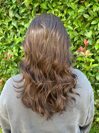 セミロング TotalBeautysalonCURE所属・CURE 朱梨のネイルデザイン