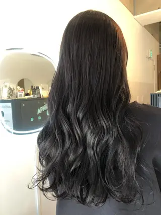 ロング カラー 貴方に似合うを見つけ ます🌱市川リョウカのヘアスタイル